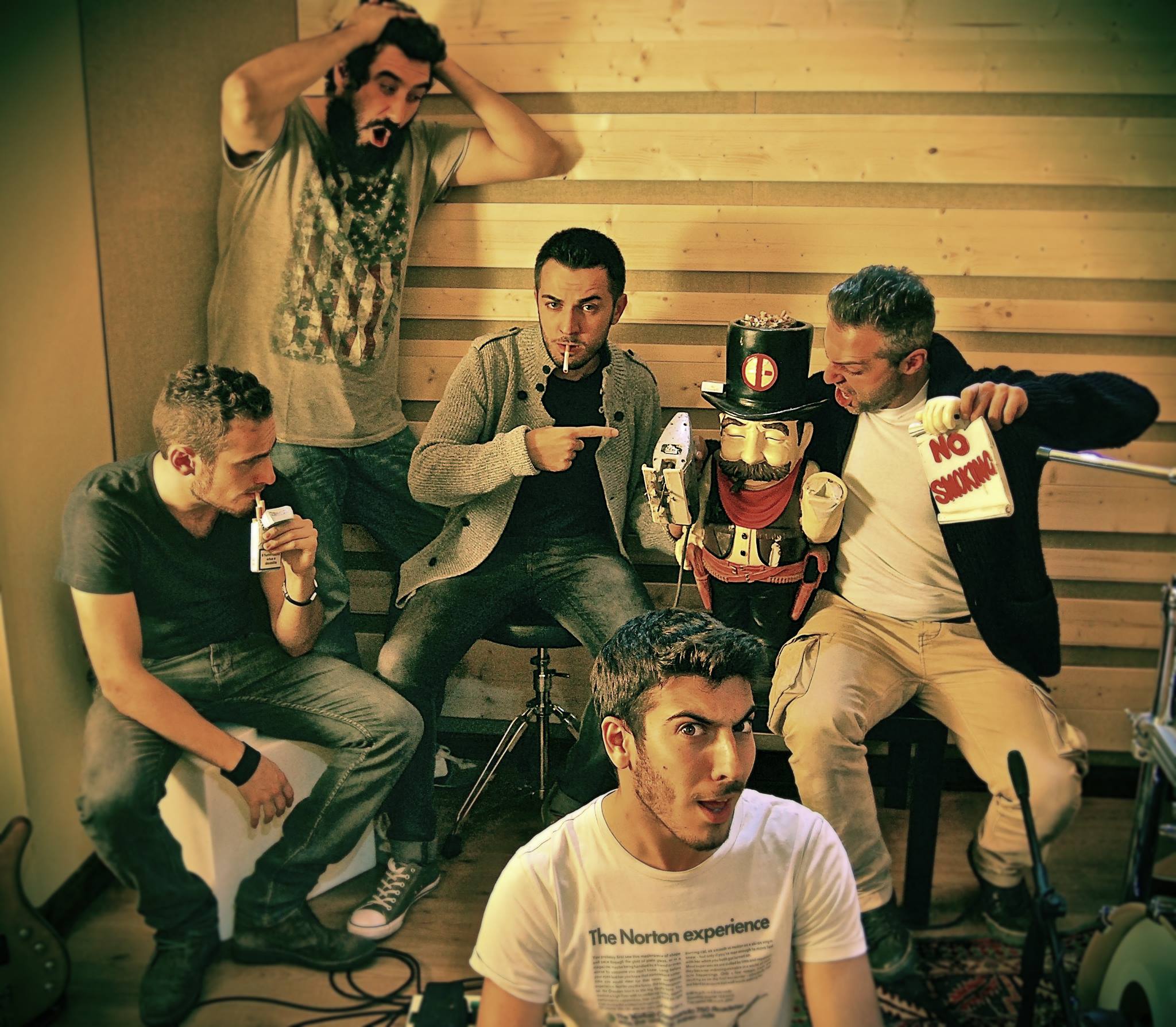 10960261_916289041735397_3585682912396006539_o